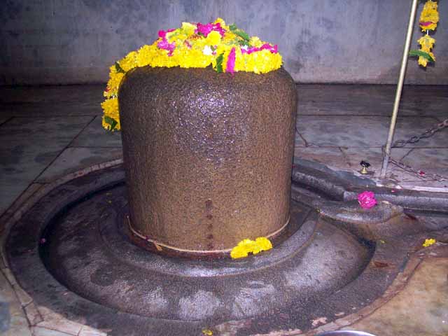 A 6000 year old shivalinga called Sarveshwar Mahadev
