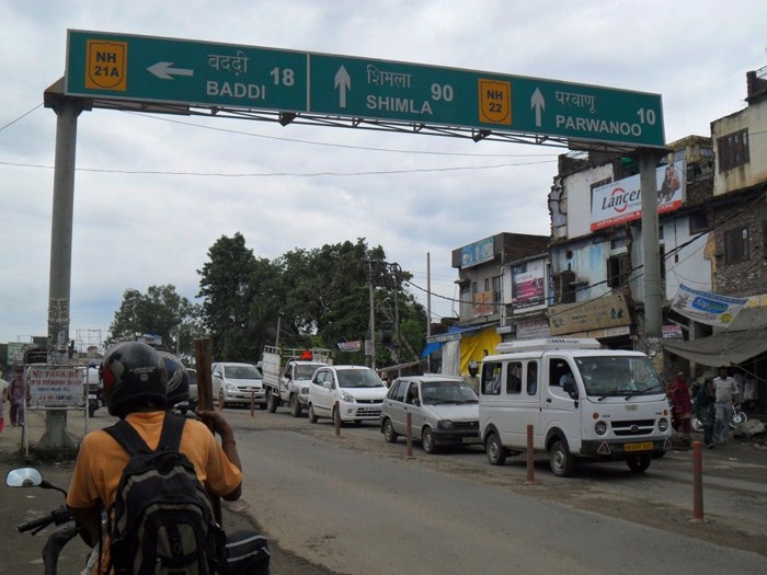 अब आगे शिमला की ओर चलते है।