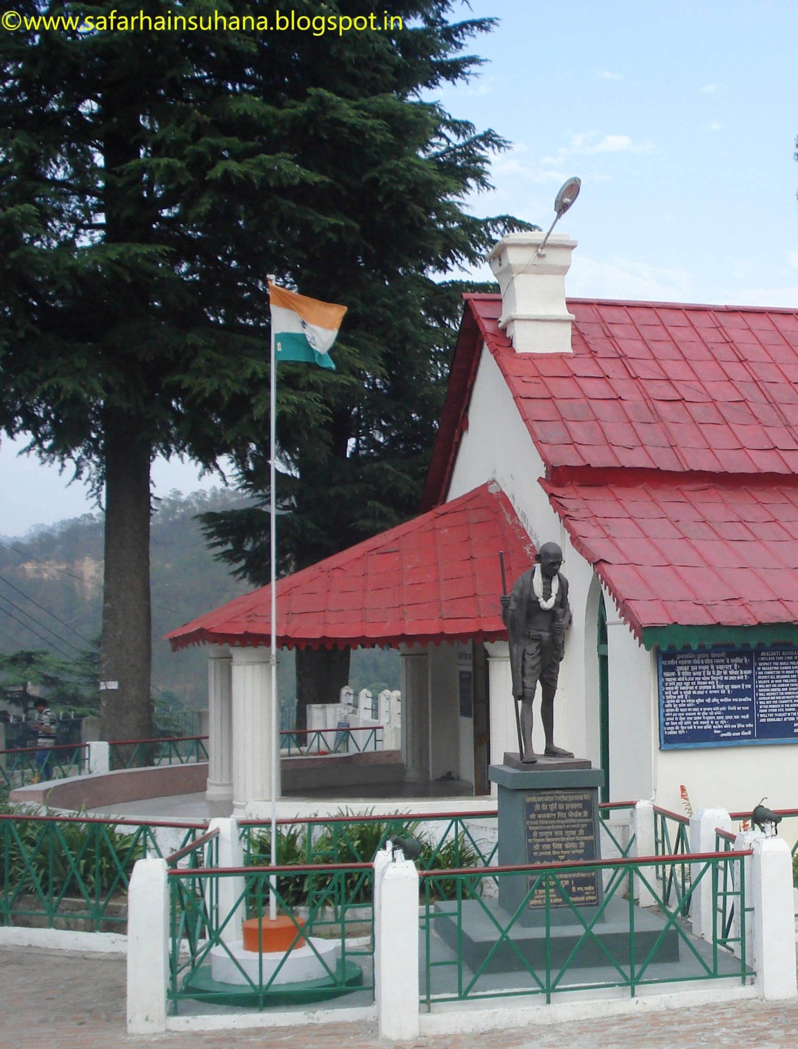 Mahatama Gandhi ji Statue at Anasakti Ashram
