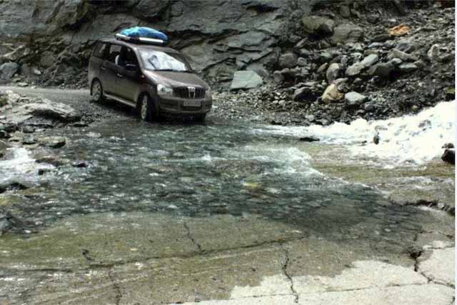  à¤°à¤¾à¤¸à¥à¤¤à¥‡ à¤®à¥‡ à¤à¤• à¤«à¥‹à¤Ÿà¥‹à¥¤