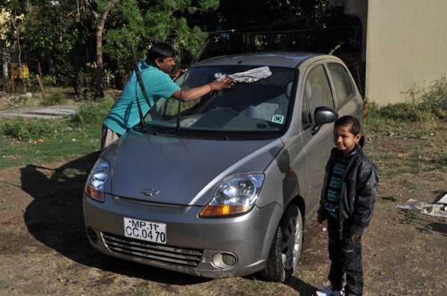 Beautification drive of the car for Mandu picnic