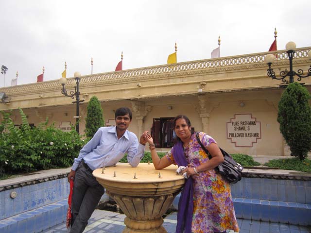 à¤¸à¤¿à¤Ÿà¥€ à¤ªà¥ˆà¤²à¥‡à¤¸, à¤‰à¤¦à¤¯à¤ªà¥à¤° à¤˜à¥à¤®à¤•à¥à¤•à¤¡à¤¼à¥€ à¤®à¥‡à¤‚ à¤¹à¤® à¤¸à¤¾à¤¥-à¤¸à¤¾à¤¥ à¤¹à¥ˆà¤‚